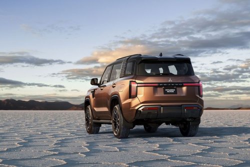 Spesifikasi Lengkap Mitsubishi Pajero Terbaru, Mesin Diesel 2.4 Liter