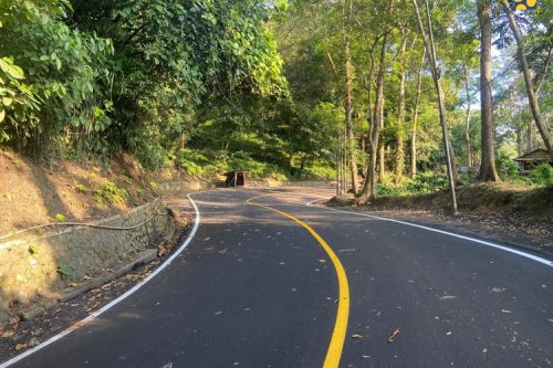 Saat Mobil Selip di Tikungan, Mana yang Lebih Aman: FWD atau RWD?