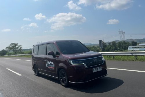 Honda StepWGN e:HEV: Uji Irit MPV Hybrid di Tol Trans Jawa