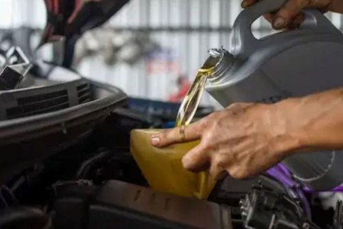 Mengapa Oli Mesin Harus Rutin Diganti? Ini Alasannya