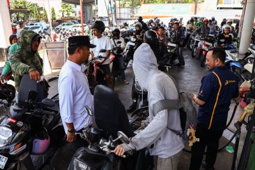 Antrean SPBU Makassar Mengular, Cek 25 Lokasi SPBU 24 Jam Pertamina