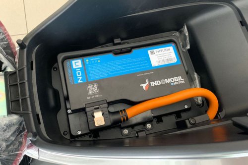 Benarkah Motor Listrik Bisa Mengisi Baterai Sendiri?