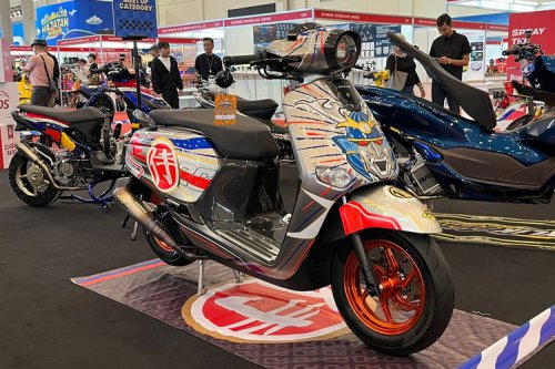 Modifikasi Honda Giorno Bertema Helm Balap Pedrosa Shogun