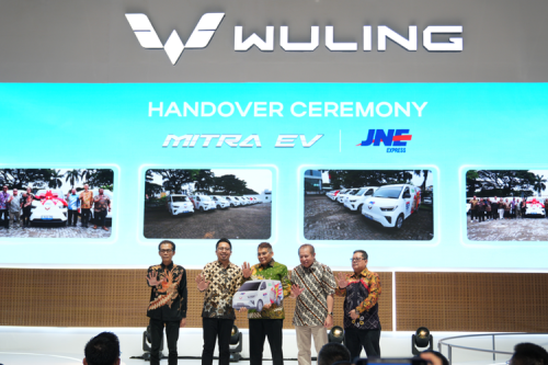 Wuling, Kendaraan Listrik Wuling Mitra EV untuk Logistik JNE