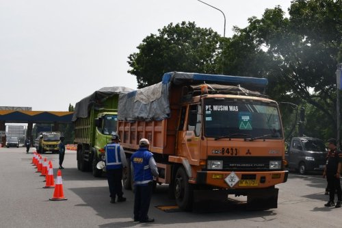 Korlantas Bentuk Tim KDM Berantas ODOL, Ini Kata Pengusaha Truk