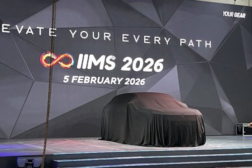 Suzuki , Intip Persiapan Suzuki di IIMS 2026, Selubung Mobil Baru