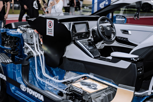 Bahaya Mobil Hybrid Terobos Banjir, Ini yang Harus Diketahui Pemilik