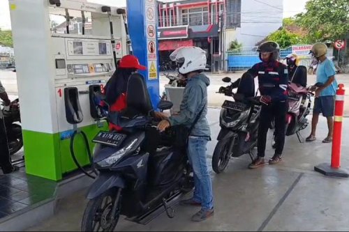 Bengkel Sepeda Motor Malang Hadapi Lonjakan Kasus Brebet