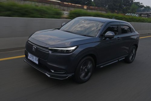 Mazda CX-3 Kuro vs Honda HR-V 1.5L SE, Mana Lebih Menarik?