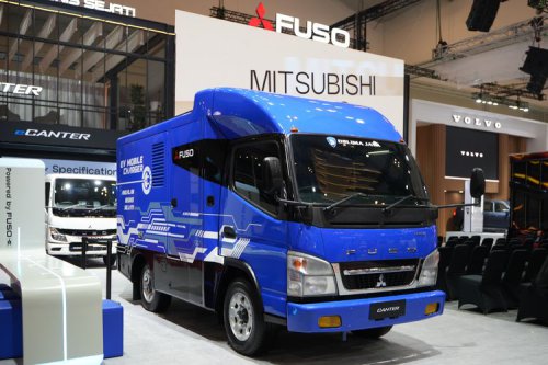 Refleksi 55 Tahun Perjalanan Mitsubishi Fuso Hadir di GIIAS 2025