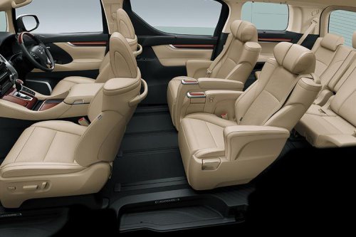 Selisih Rp 349 Juta, Ulik Perbedaan Alphard XE Hybrid