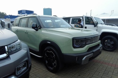BAIC, GIIAS 2025: BAIC Luncurkan Mobil Hybrid Terbaru BJ30 e
