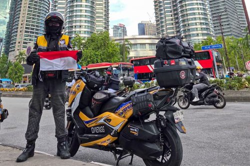 Touring, Touring Religi, Pria Ini Tuntaskan Ekspedisi Indonesia-Mekkah