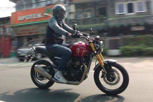 Rasa Berkendara Triumph Speed 400: Lincah, Irit, tapi Sporty
