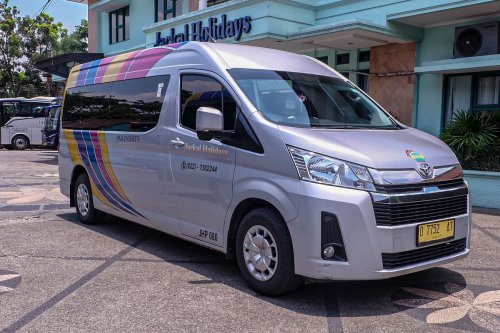 Jakarta–Bandung Pakai Transportasi Umum, Bisa Naik Travel Premium