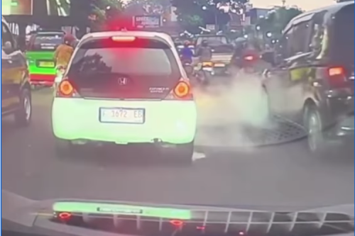 Kenapa Mobil Matik Bisa Overheat di Tanjakan? Ini Penyebabnya