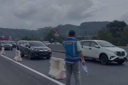 Arus Mudik Padat, Titik One Way Lokal Tol Semarang-Solo Diperpanjang