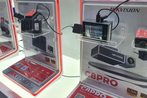 Bukan Aksesori, Ini Peran Penting Dashcam Mobil