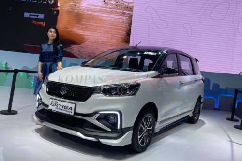 Tren Mobil Hibrida Mei 2025: Zenix Berkuasa, Ertiga Menghilang