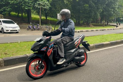 Honda, Review Honda Vario 125 Street: Ergonomi Nyaman, Harga Terjangkau