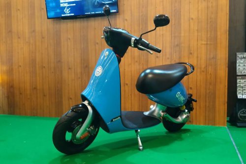 Perlambatan Penjualan Motor Listrik di Indonesia 2025