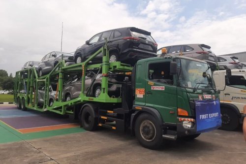 Toyota, Toyota Veloz Hybrid: Strategi Baru untuk Pasar Domestik