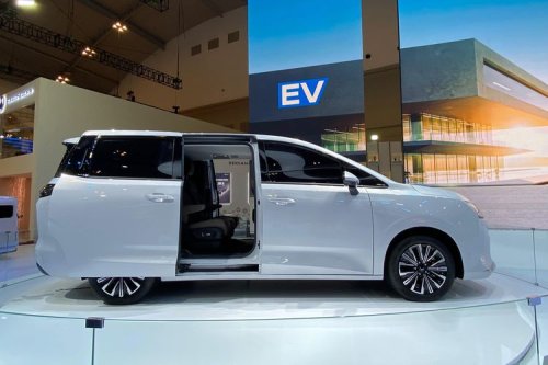 Wuling, Plus Minus Wuling Cortez Darion di Mata Pengunjung GIIAS 2025