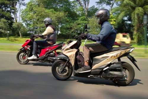 Honda, Honda BeAT, Suzuki , Adu Nyaman dan Praktis Honda BeAT Street Vs Suzuki Nex Crossover