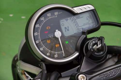 Deretan Fitur Triumph Speed 400, Canggih dan Komplit di Kelasnya