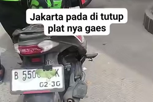 Marak Pemotor Tutup TNKB Pakai Plastik: Polisi Edukasi dan Siapkan Sanksi