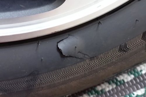 Risiko Memperbaiki Ban Sobek Samping dengan Cara Ditambal