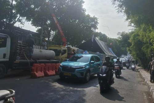Kemacetan TB Simatupang: Ganjil Genap vs Angkutan Umum
