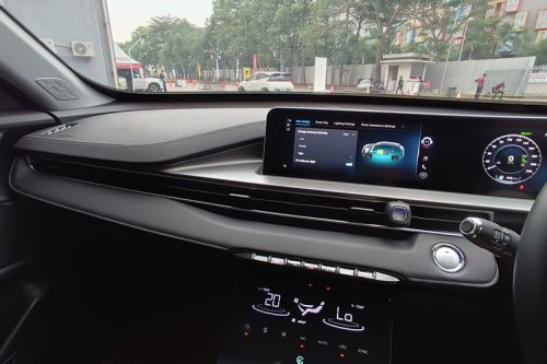 Ini Kesalahan Perawatan Mobil Hybrid yang Kerap Diabaikan