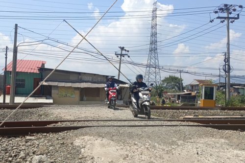 Kerap Makan Korban, Perlintasan Kereta Jadi Titik Rawan