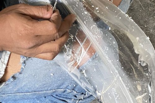 Cara Murah Bikin Mika Lampu Mobil Pecah Jadi Seperti Baru Lagi