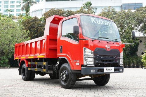 Sektor Tambang Penuh Tekanan, UD Trucks Fokus Jual Truk Logistik