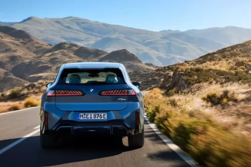 BMW, BMW iX3, BMW iX3 Neue Klasse Siap Meluncur di GIIAS 2026