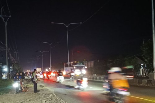 Tips Aman Berkendara di Jalan Minim Penerangan