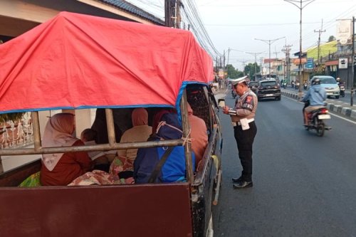 Polisi: Jangan Lagi Gunakan Pikap untuk Angkut Penumpang