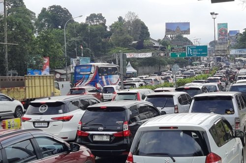 Alasan Kenapa Kemacetan di Jalur Puncak Terus Berulang