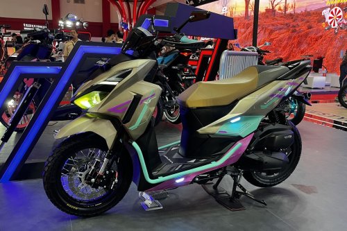 Honda, Modifikasi Honda Vario 125 Street Cyber Street: Futuristik dan Agresif