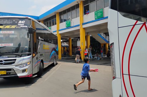 Bus Mudik Wajib Laik Jalan, Aksesori Tidak Standar Jadi Sorotan