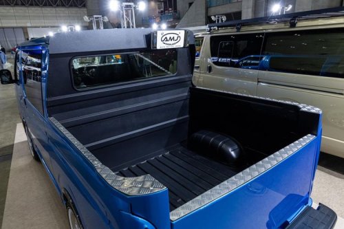 Toyota, Toyota Hiace, Modifikasi Toyota HiAce Diubah Jadi Pikap Double Cabin