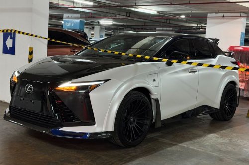 Lexus, Lexus RZ 450e, Lexus Pamerkan SUV Langka di GIIAS 2026, RZ 450e F Sport Performance