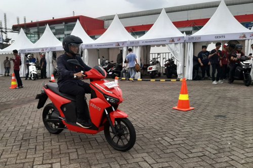 Sepenggal Sejarah Gesits: Motor Listrik Indonesia dari Riset ITS