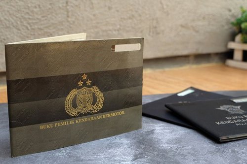 Penjelasan Soal Bayar Pajak Kendaraan dengan Meminjam KTP Pemilik Lama