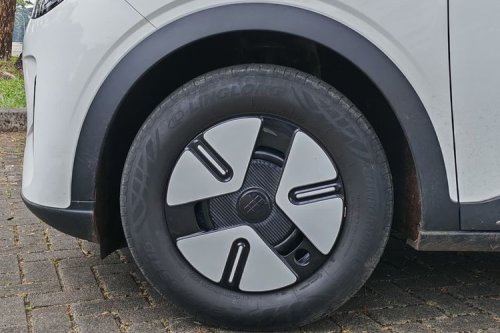 Eskterior Geely EX2 Pro: Tampang Simpel, Beraura SUV Listrik Modern