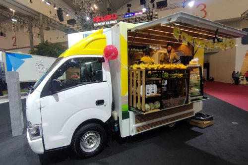 Isuzu, GIIAS 2025: Isuzu Luncurkan Traga Edisi Spesial 50 Tahun, Cuma 50 Unit