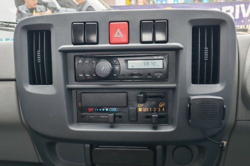 Jawab Permintaan Pasar, Pesanan Isuzu Traga AC 300 Unit per Bulan