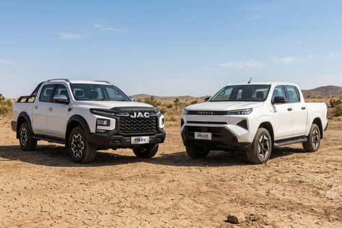 Toyota, Toyota Hilux, Adu Spesifikasi Pikap Listrik: JAC Trekker T9 EV Vs Toyota Hilux EV